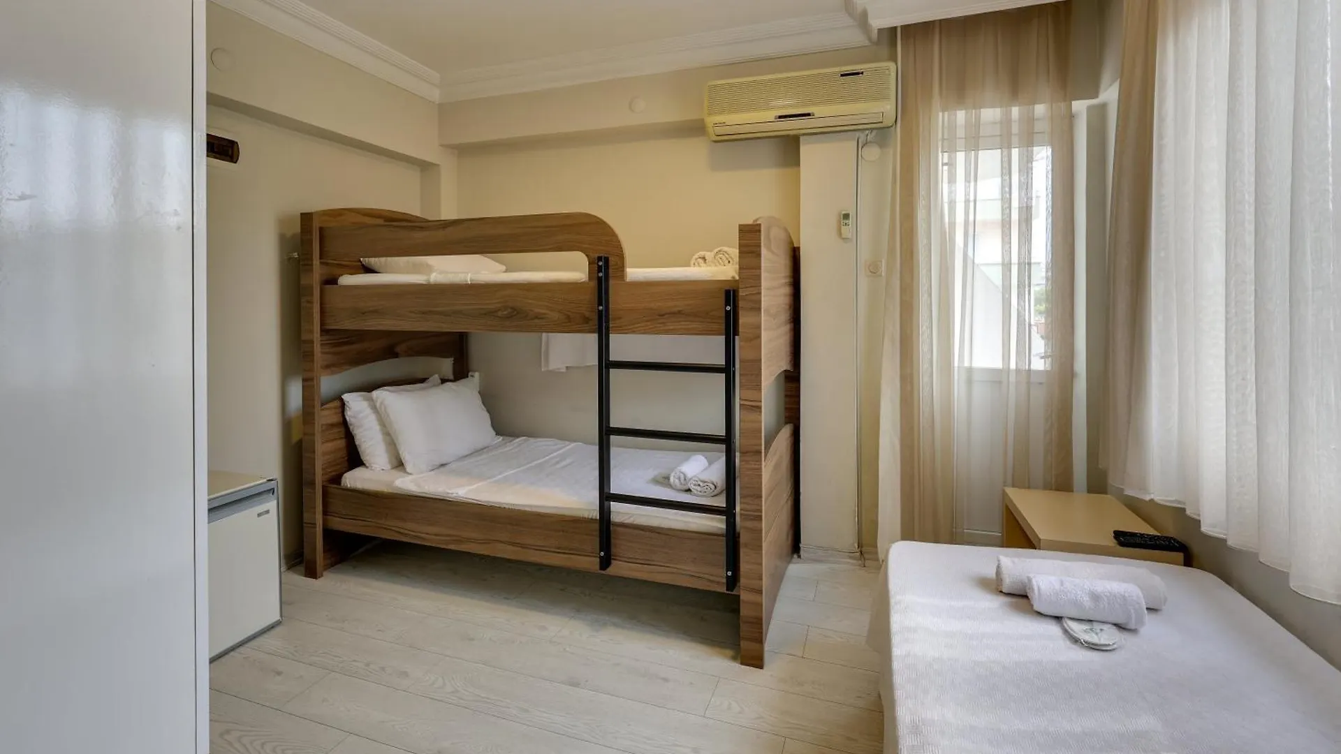 Hikmethan Otel Kusadası 2*,  Tyrkiet